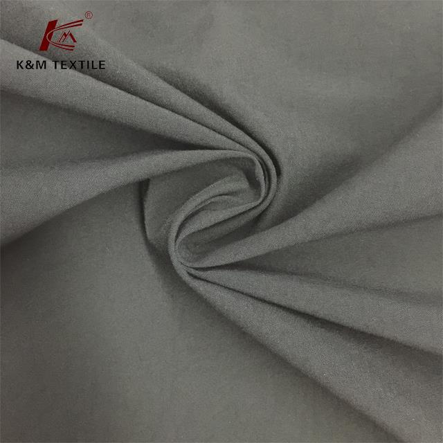 93% najlon 7% Spandex, isprana strija
